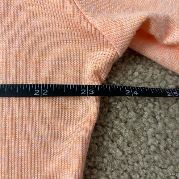 Athleta Cloud Light Rib Stratus Top size L - Picture 6 of 9